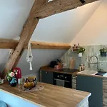 Le Domaine De Blanvatel 4*