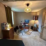 Le Domaine De Blanvatel 招待所 4*