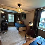 招待所 Le Domaine De Blanvatel 4*
