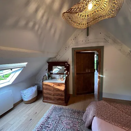 Le Domaine De Blanvatel 4*