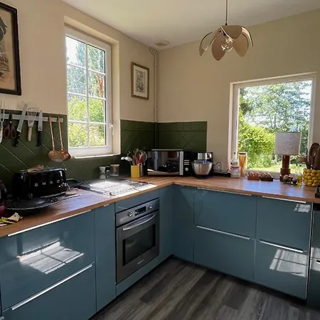 Le Domaine De Blanvatel