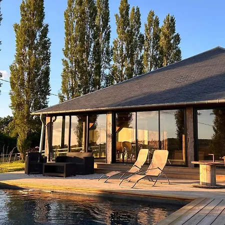 Le Domaine De Blanvatel