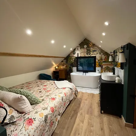 Le Domaine De Blanvatel ゲストハウス