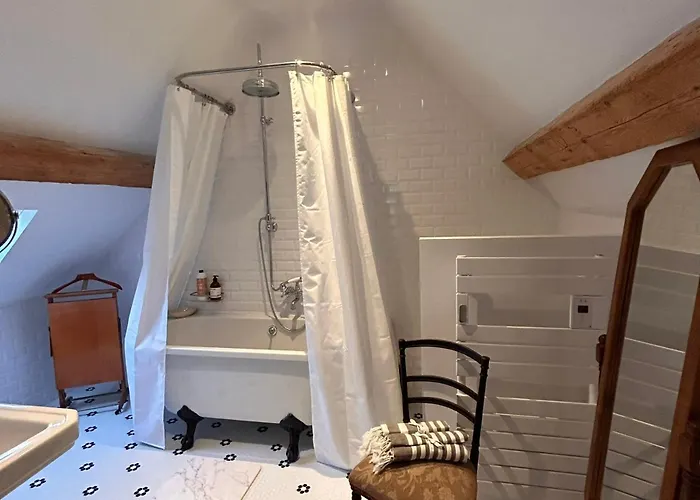 Le Domaine De Blanvatel Maison d'hôtes 4*