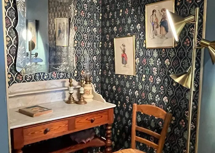 Le Domaine De Blanvatel